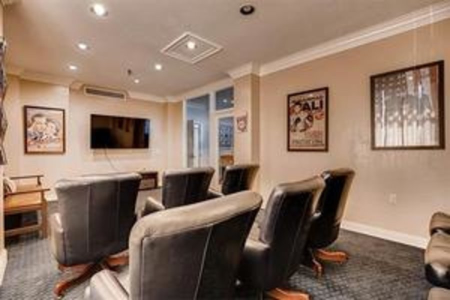 Hillcrest Hampton House