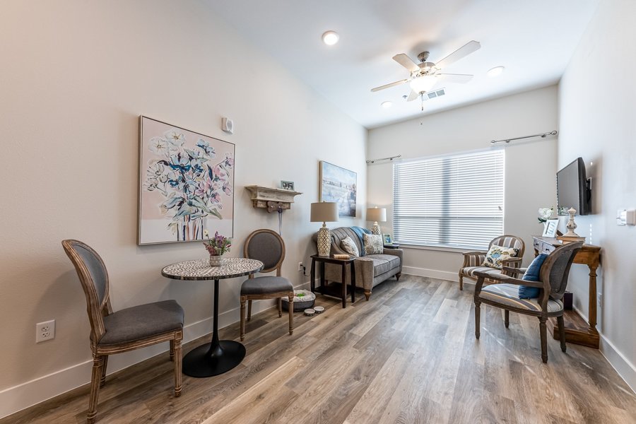 Buda Oaks Assisted Living and Memory Care