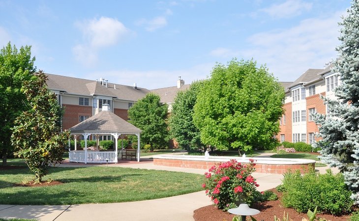 Village Manor - $3098/Mo Starting Cost - Bowling Green