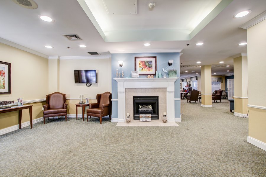 Charter Senior Living of Woodholme Crossing