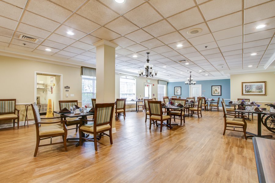 Charter Senior Living of Woodholme Crossing