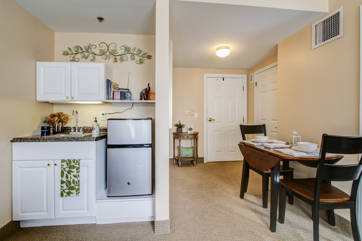 Charter Senior Living of Woodholme Crossing