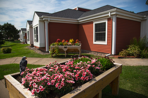 Ecumen Prairie Lodge