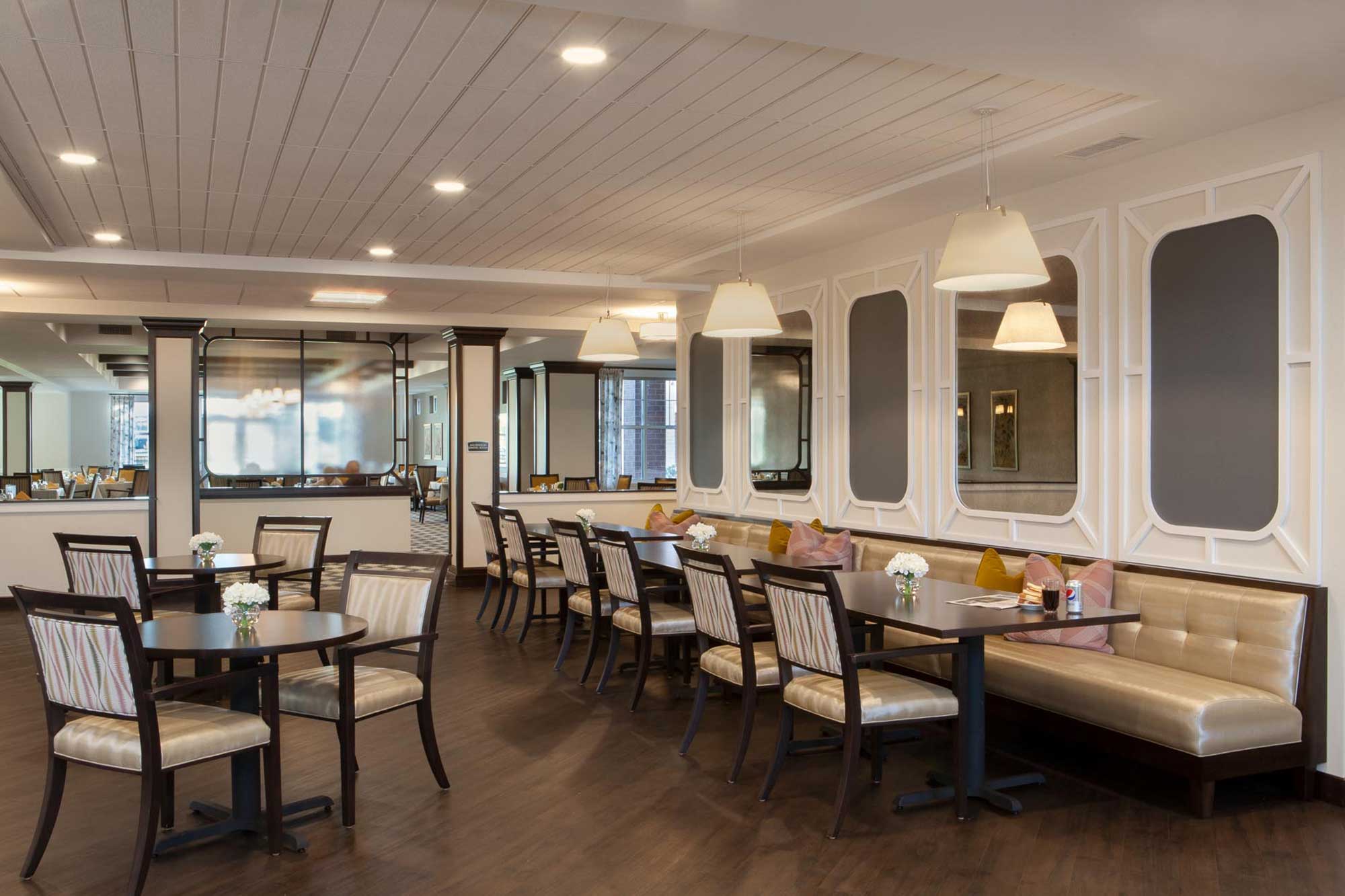 Clarendale of Addison