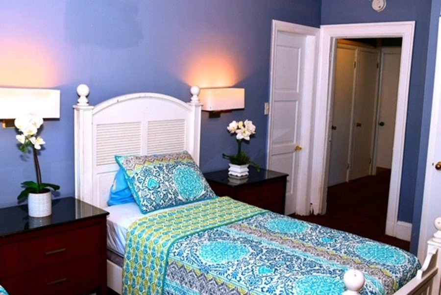 Serenity Garden Manor