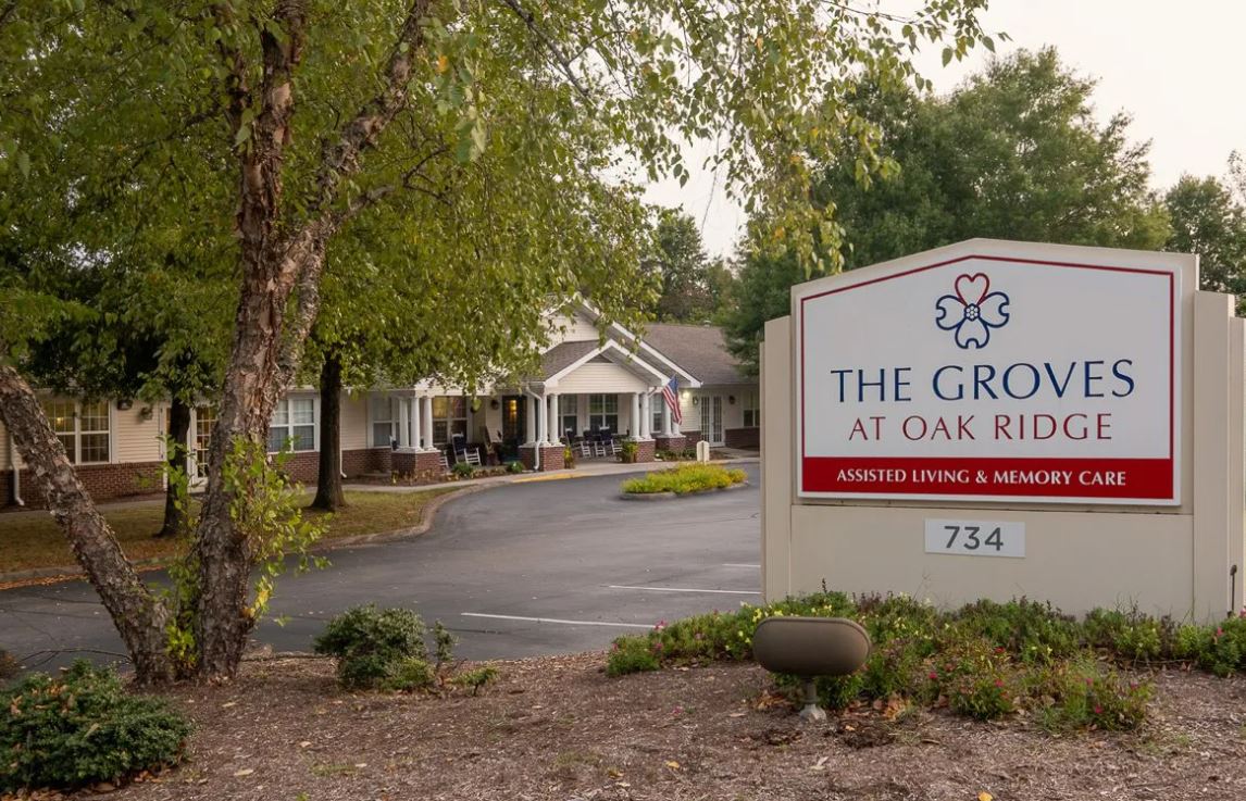 The Groves at Oak Ridge image