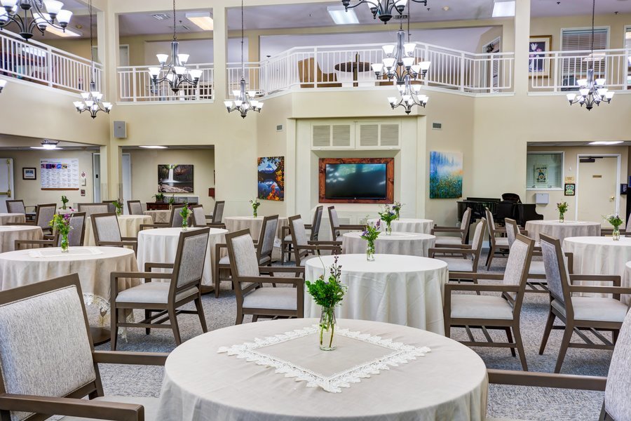 Redwood Heights Retirement and Assisted Living Community