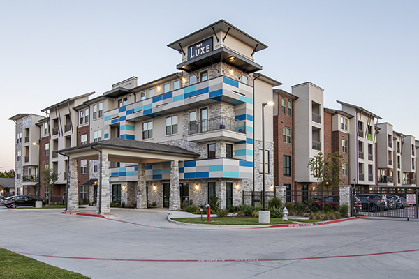 The Luxe at Cedar Hill image