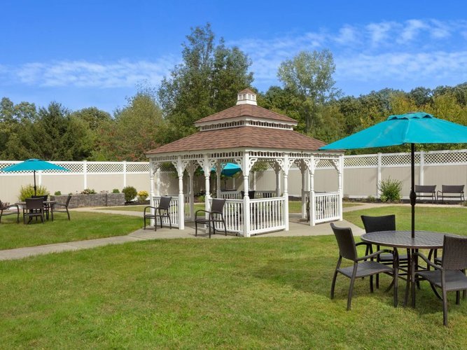 Atria Crossroads Place Waterford, CT