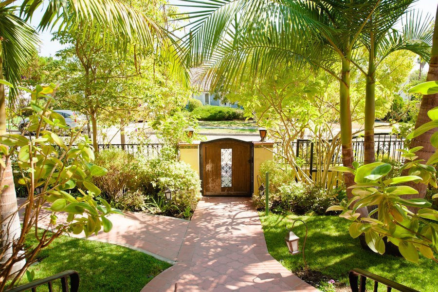 Raya's Paradise Residential Care Communities