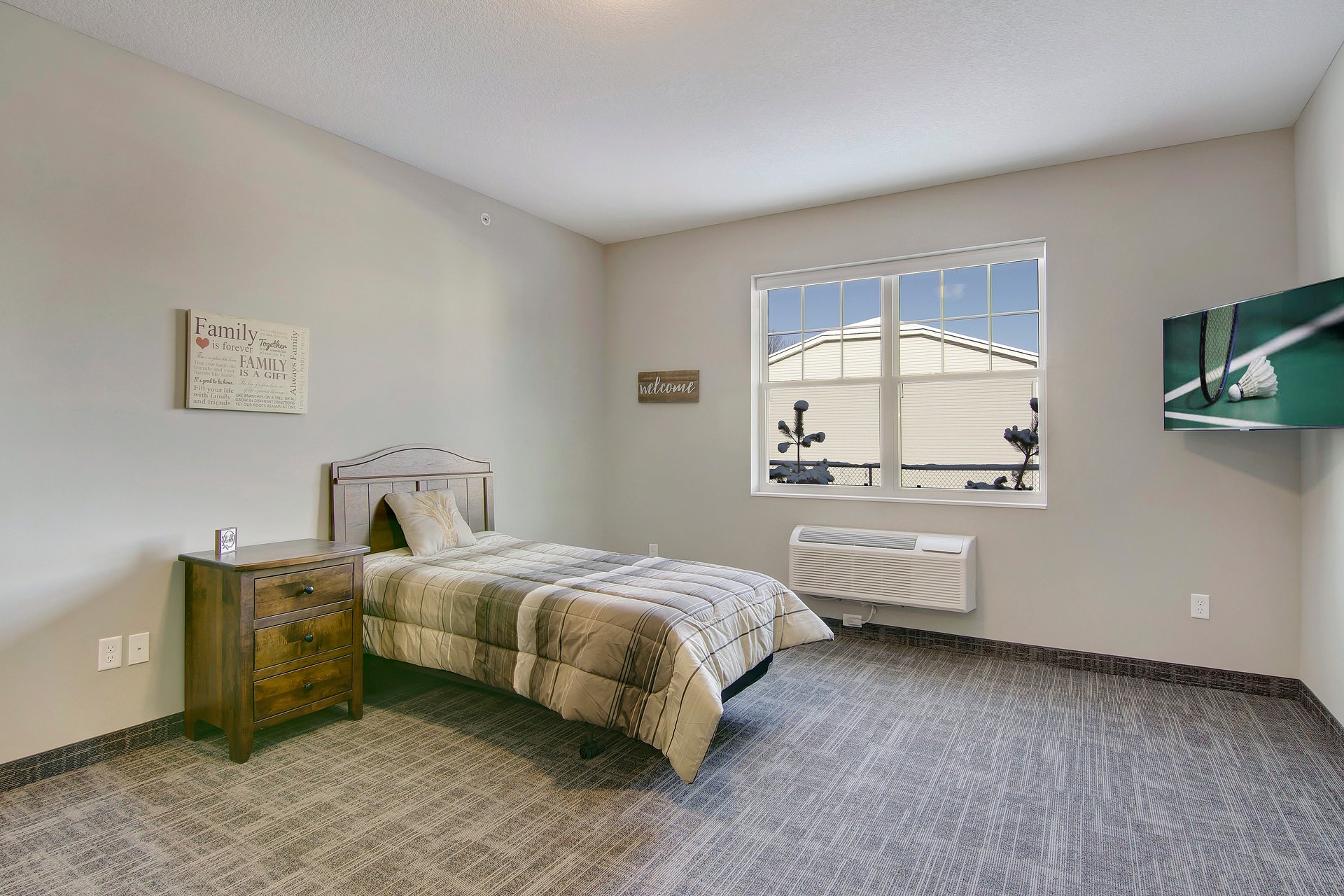 Suite Living of Spring Lake Park image