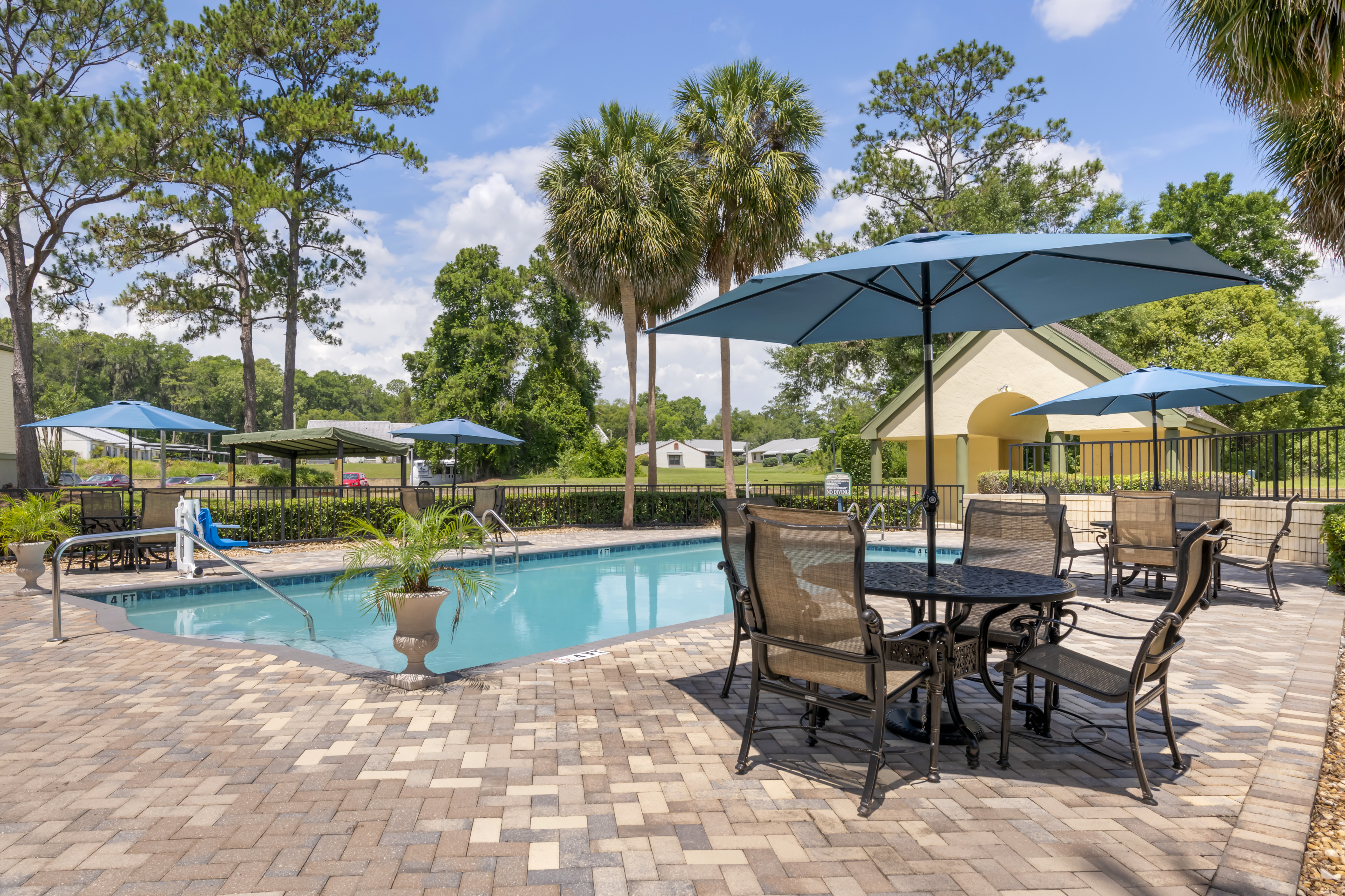 Brookdale Chambrel Pinecastle