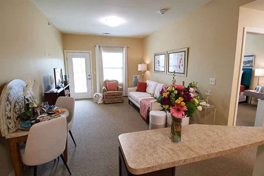 Grove City Senior Living by Traditions