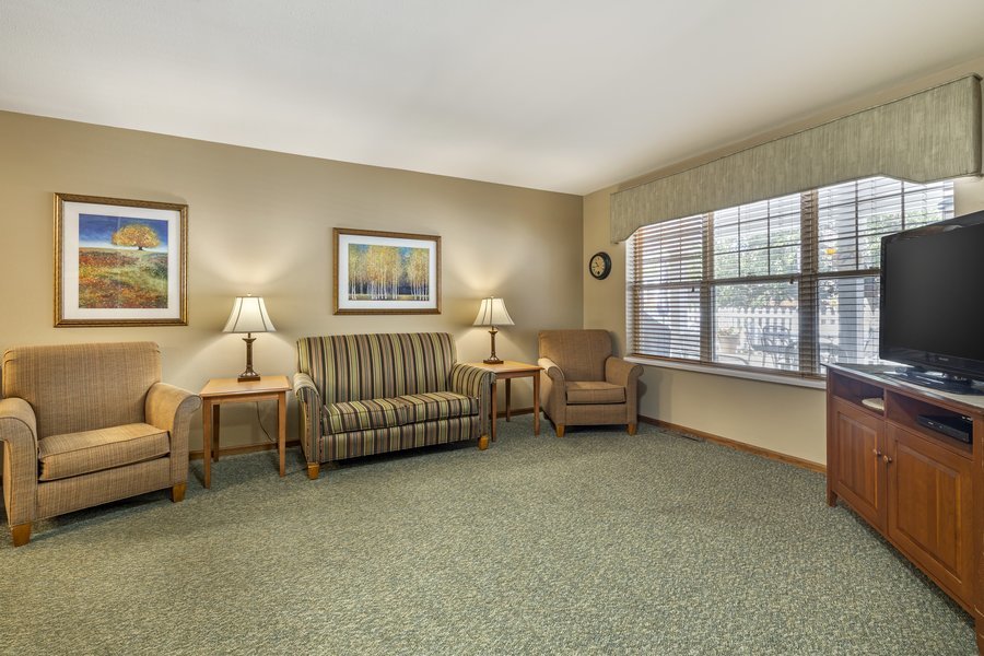 Hallowstone at Onalaska