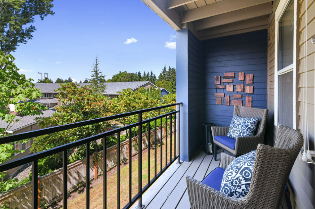 Cogir at the Narrows