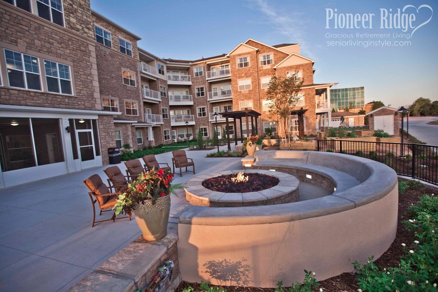 Pioneer Ridge Gracious Retirement Living 