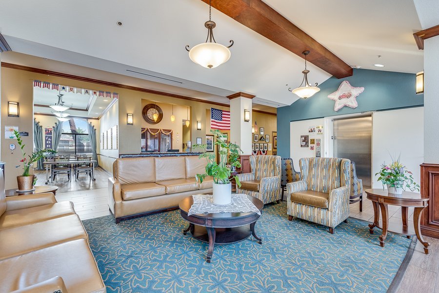 San Leandro Senior Living