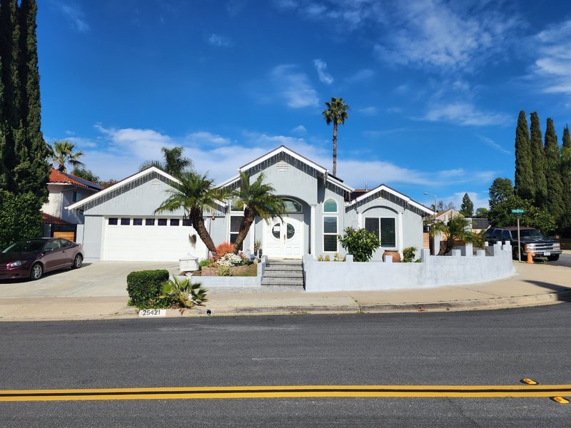 Pacifica Cottage