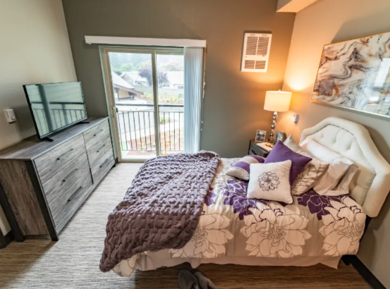 Fieldstone Cooper Point