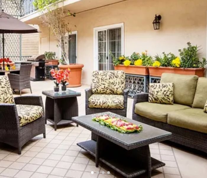 Encino Terrace Senior Living