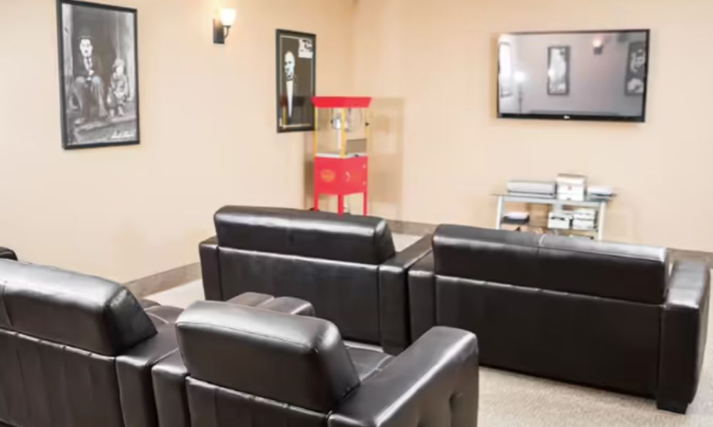Vista Del Mar Senior Living