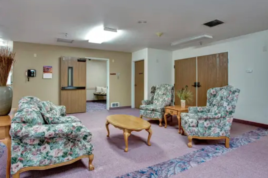 East Wenatchee Senior Living