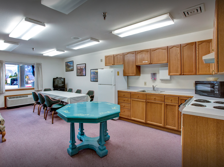 East Wenatchee Senior Living