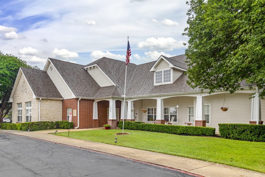 Whitby Pointe Senior Living