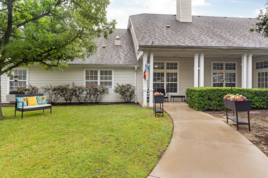 Whitby Pointe Senior Living