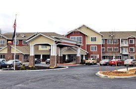 Sterling Heights Gracious Retirement Living