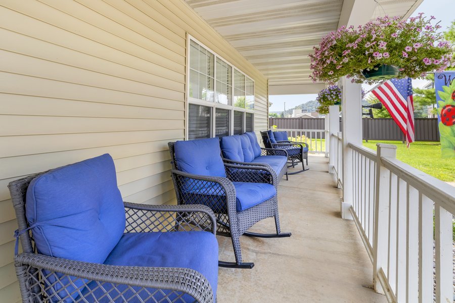 Hallowstone at Winona