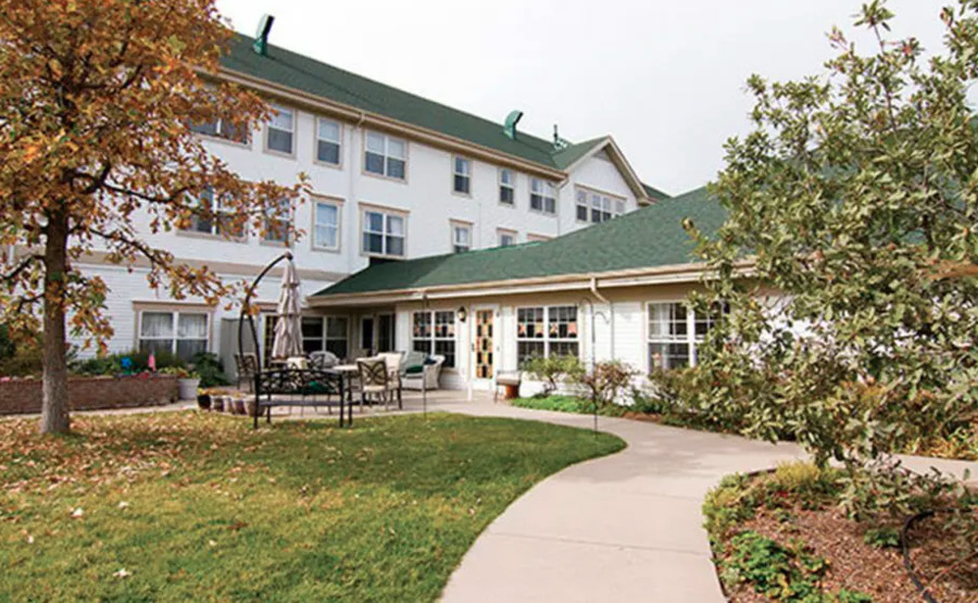 Woodlake Legacy Senior Living