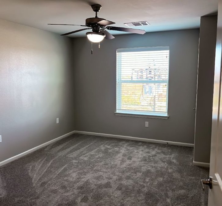 Sansom Pointe Senior