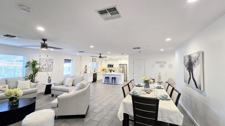 Desert Bloom Assisted Living - Desert Cove