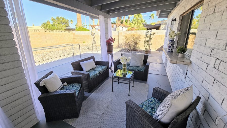 Desert Bloom Jean Dr