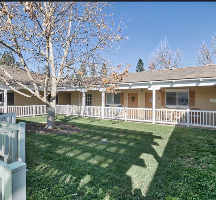 Sunlit Gardens Assisted Living​