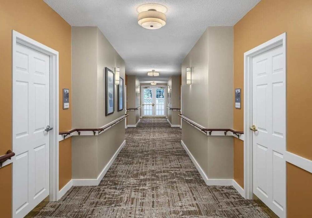 The Groves at Oak Ridge | AssistedLiving.org