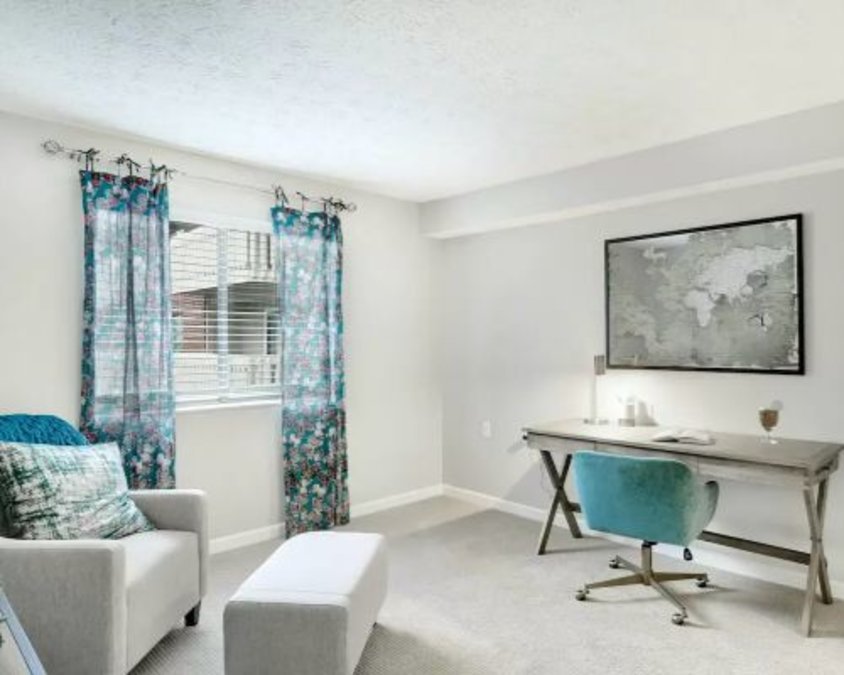 King's Reserve College Park