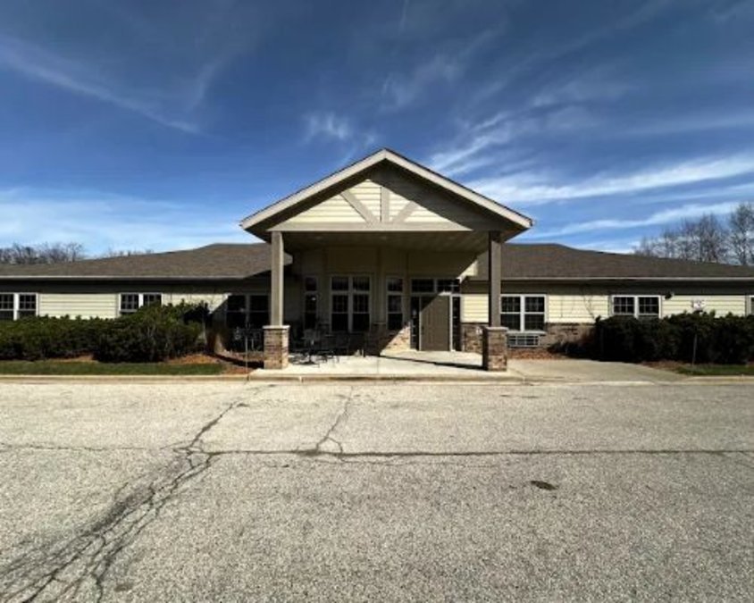 Dimensions Living Pewaukee East