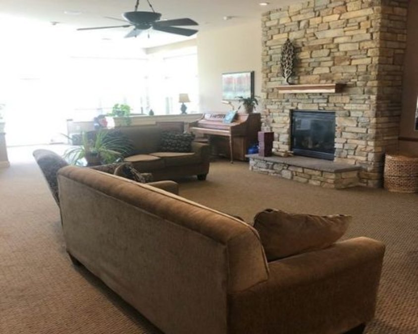 Dimensions Living Pewaukee East