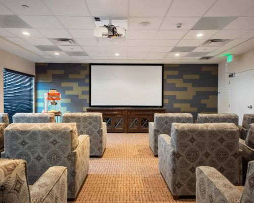 Regency Palms Oxnard