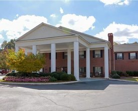 Bellevue Village at Woodstock