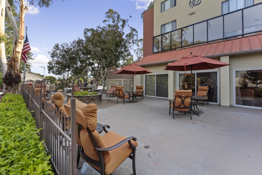 Burlingame Senior Living 