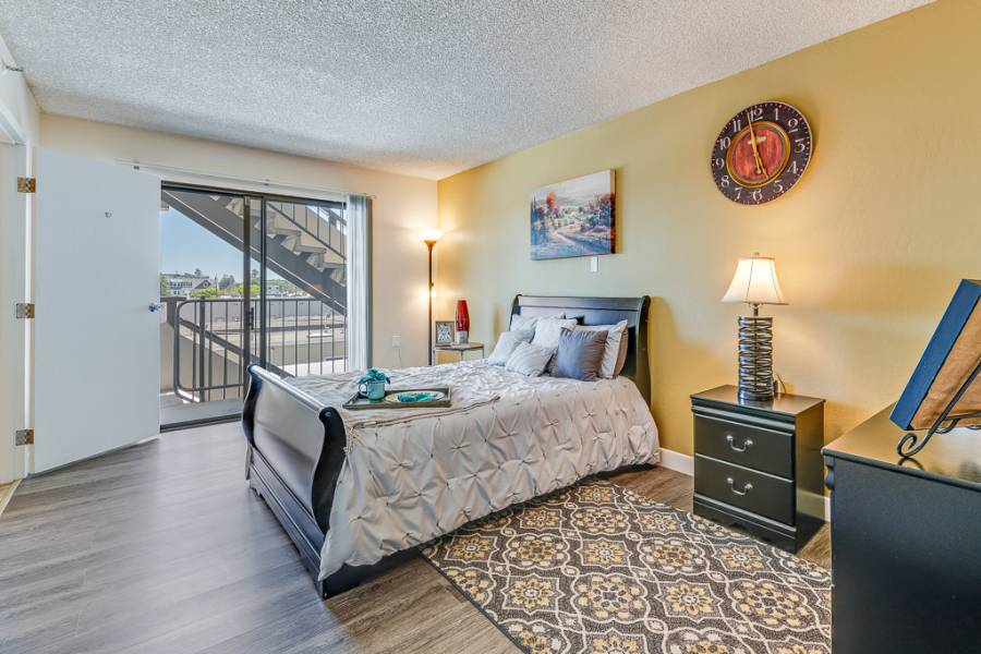 Burlingame Senior Living 