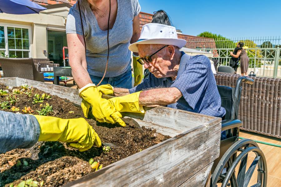 Oakland Heights Senior Living