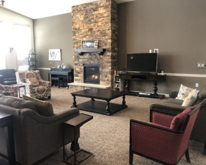 Dimensions Living Pewaukee West