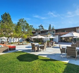 Canyon Trails at Topanga Senior Living