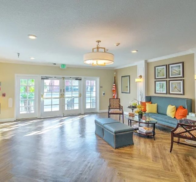 Canyon Trails at Topanga Senior Living