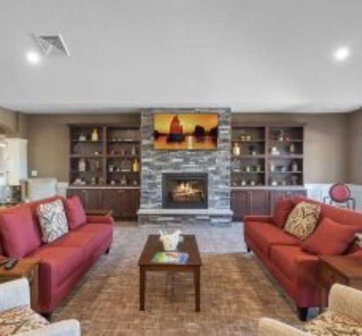 Hampton Manor of Woodhaven