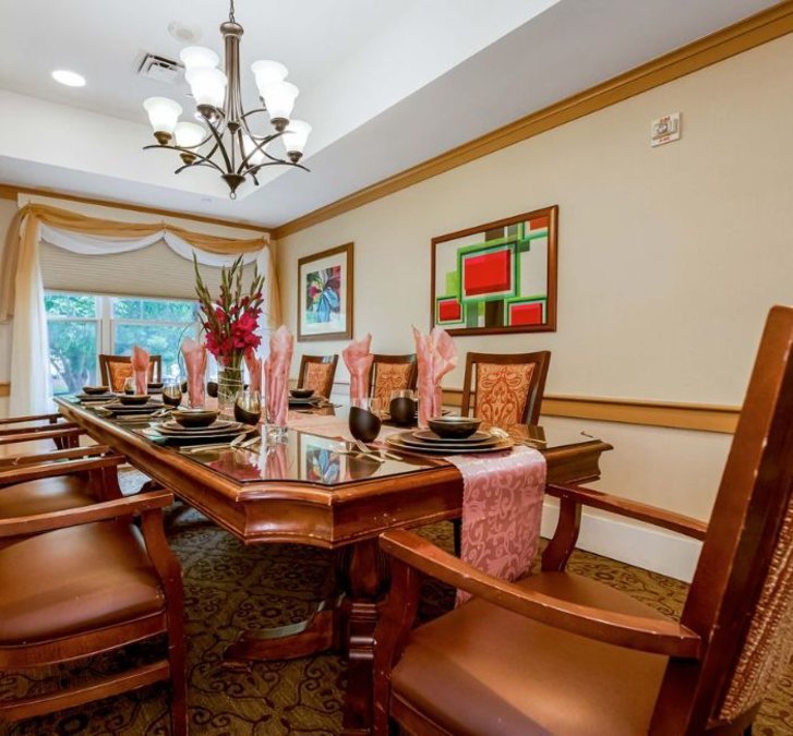 Hemsley House of Lenexa